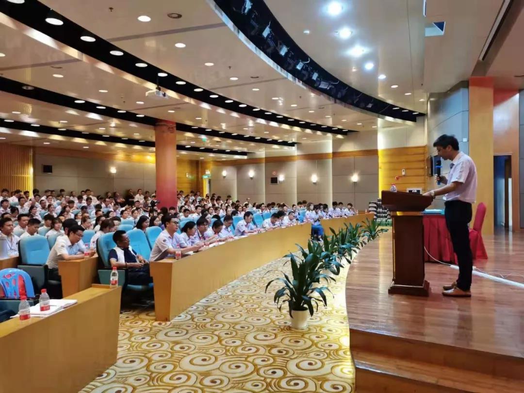 铸剑为军，砥砺奋进|深圳万至达年中钻研会及团建勾当美满竣事